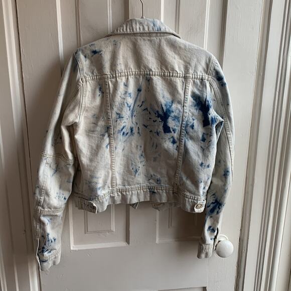 Free People Rumors Denim Jacket in Jones Tie Dye Blue - Picture 9 of 9